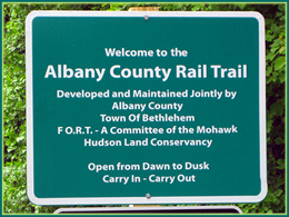 20110602-RailTrail-Sign