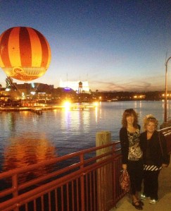 another photo op...so pretty at night.