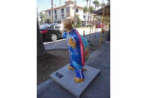 painted turtles & dolphins everywhere in Venice